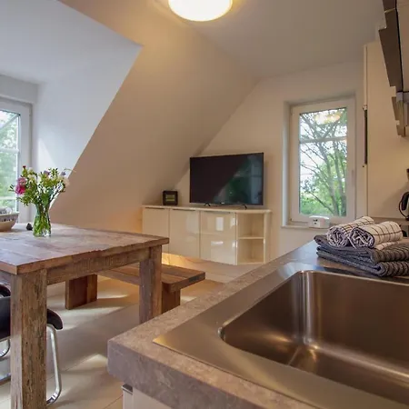 Ferienwohnung Lüttje Neu Hauen Greetsiel Exterior foto